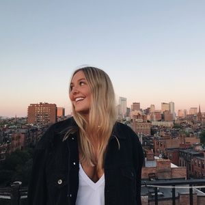 Meet your Posher, Samantha